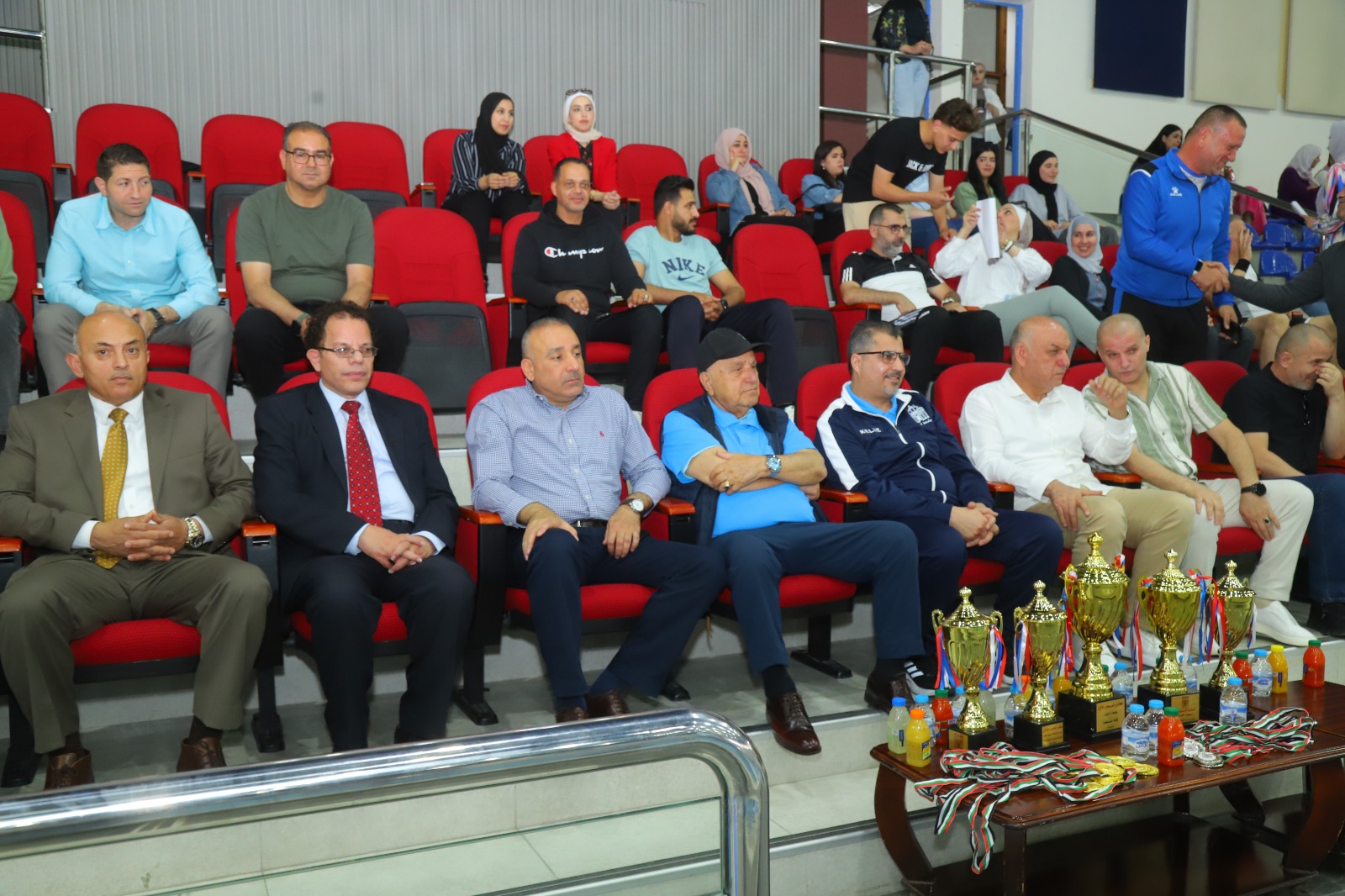 Madar Al-Saa Images 0.11803041396093517