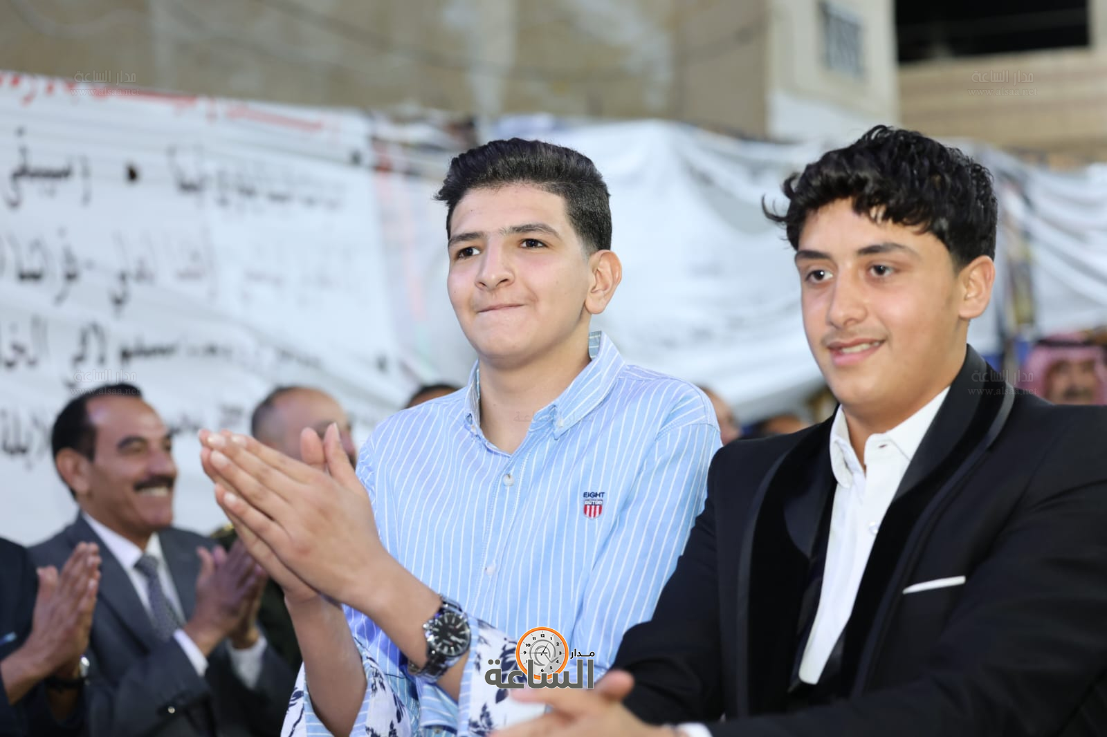 Madar Al-Saa Images 0.9572239415893213