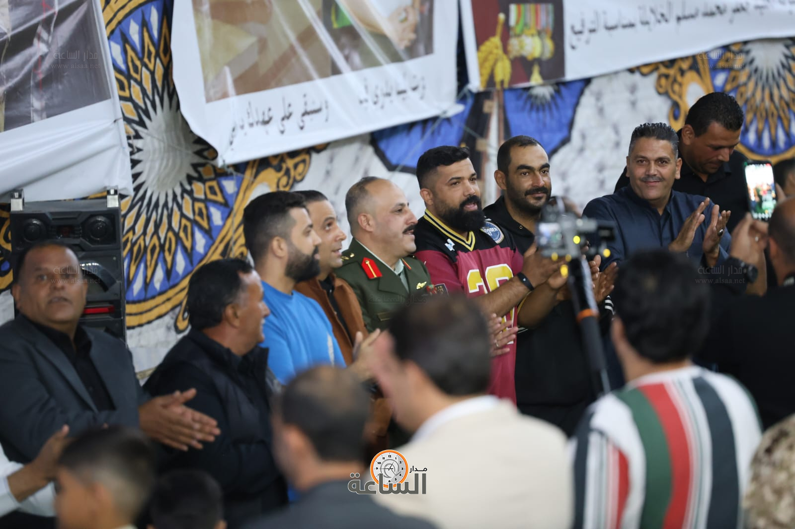 Madar Al-Saa Images 0.9305254559303872