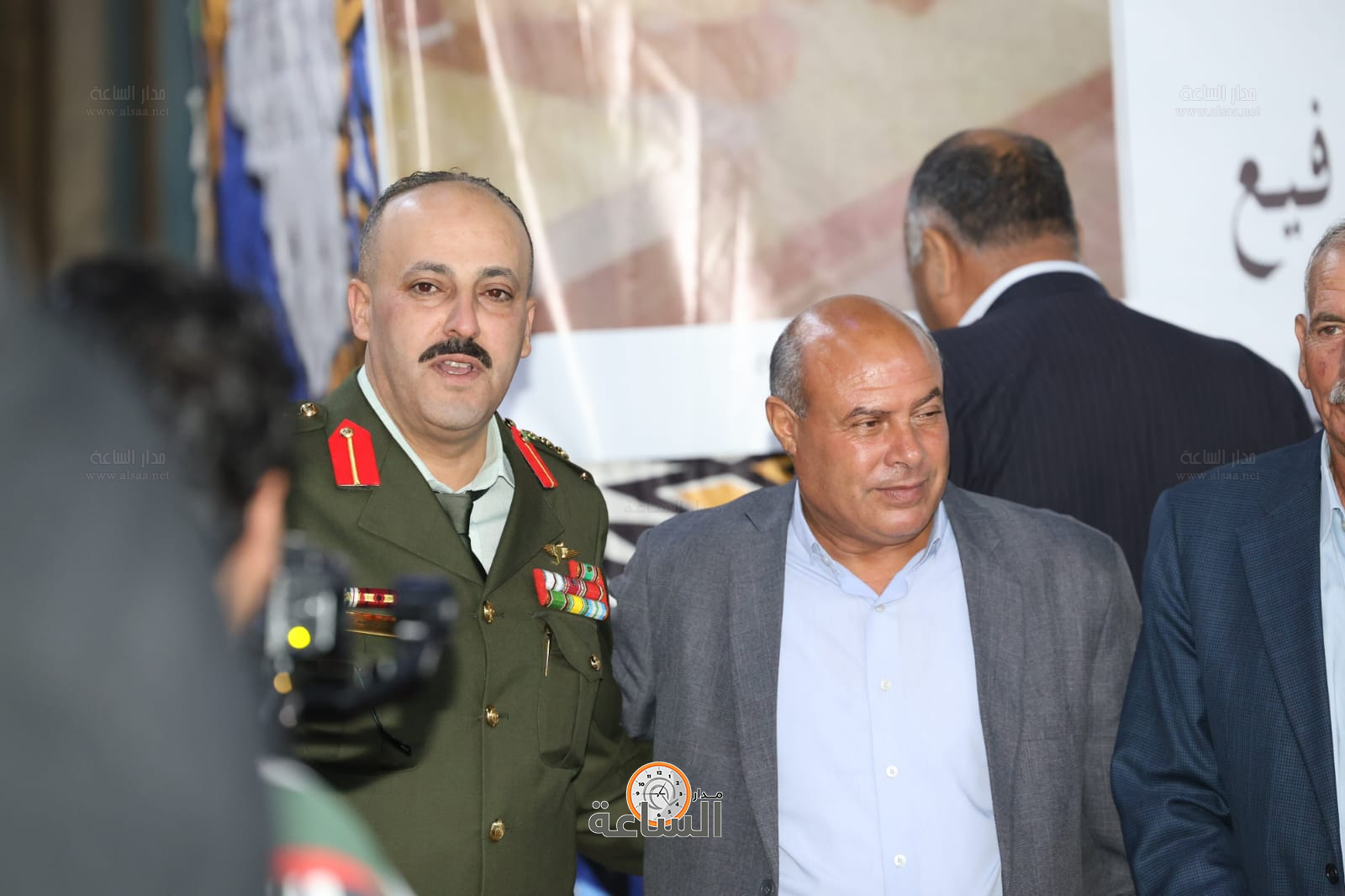 Madar Al-Saa Images 0.9771092992677176