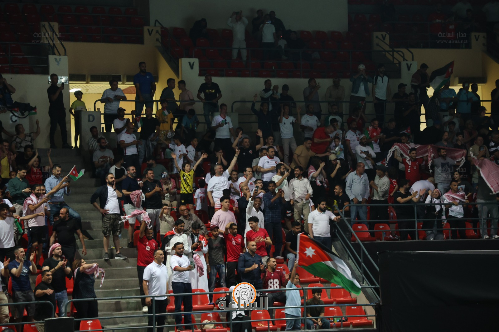 Madar Al-Saa Images 0.9685167032229717