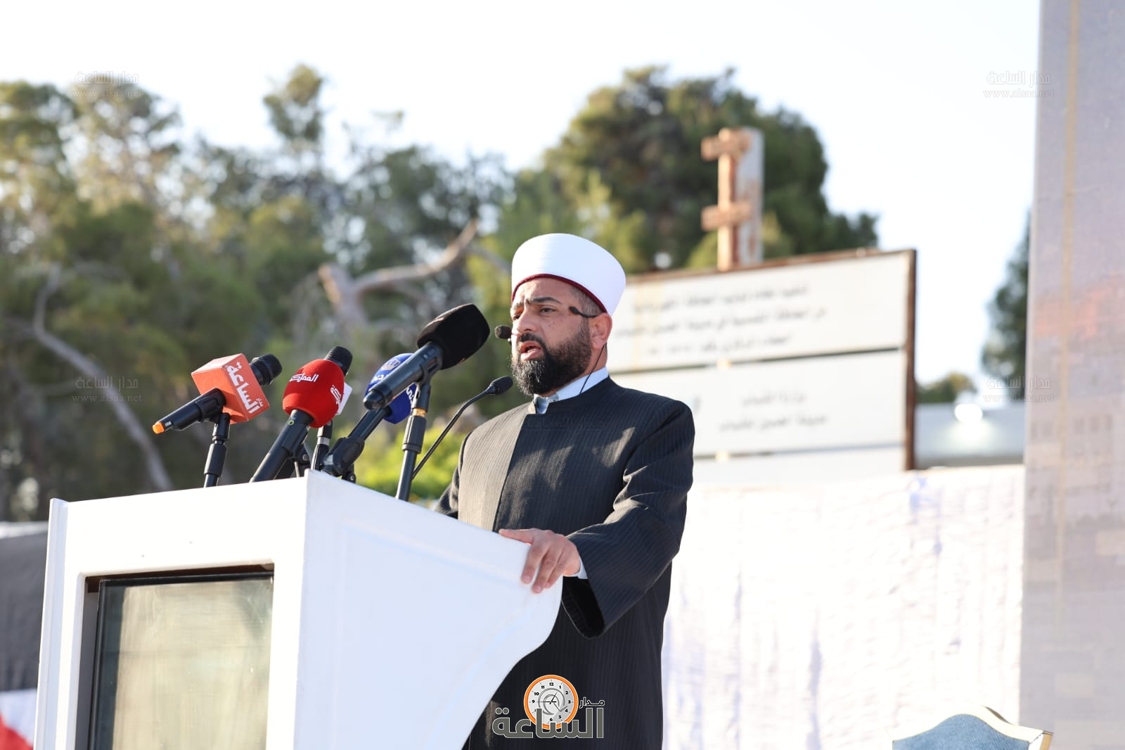 Madar Al-Saa Images 0.23269384911804802