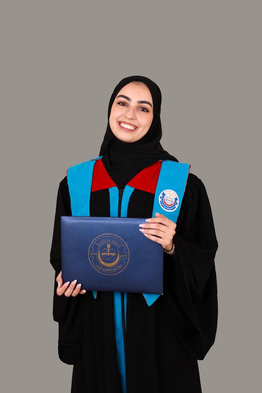 Madar Al-Saa Images 0.9402556329992657