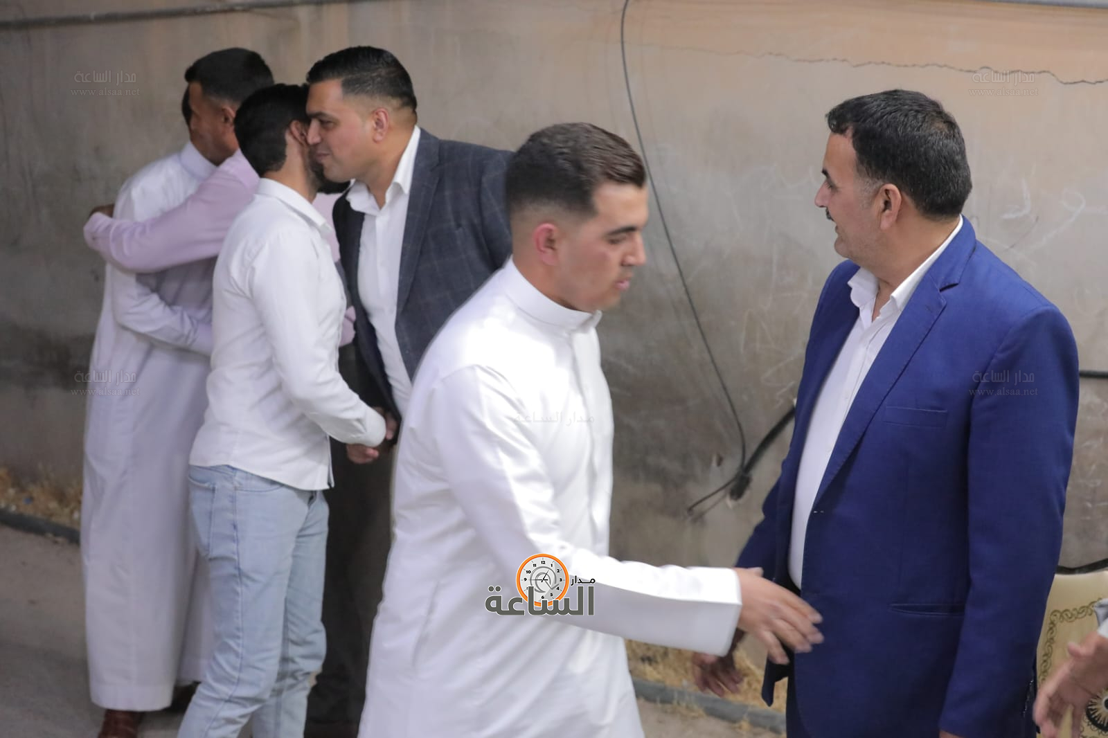 Madar Al-Saa Images 0.42687792266304037