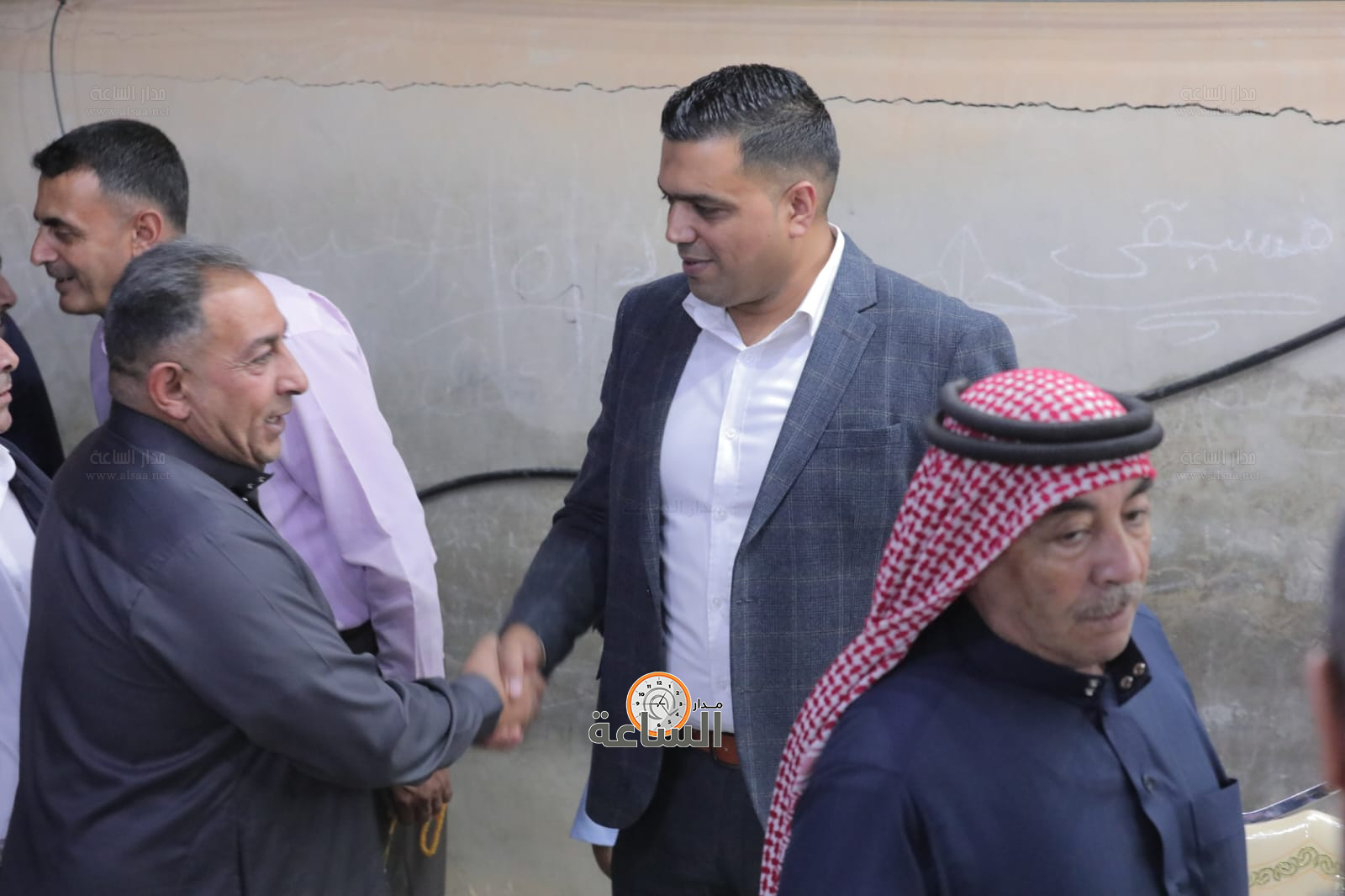 Madar Al-Saa Images 0.21916001365972437