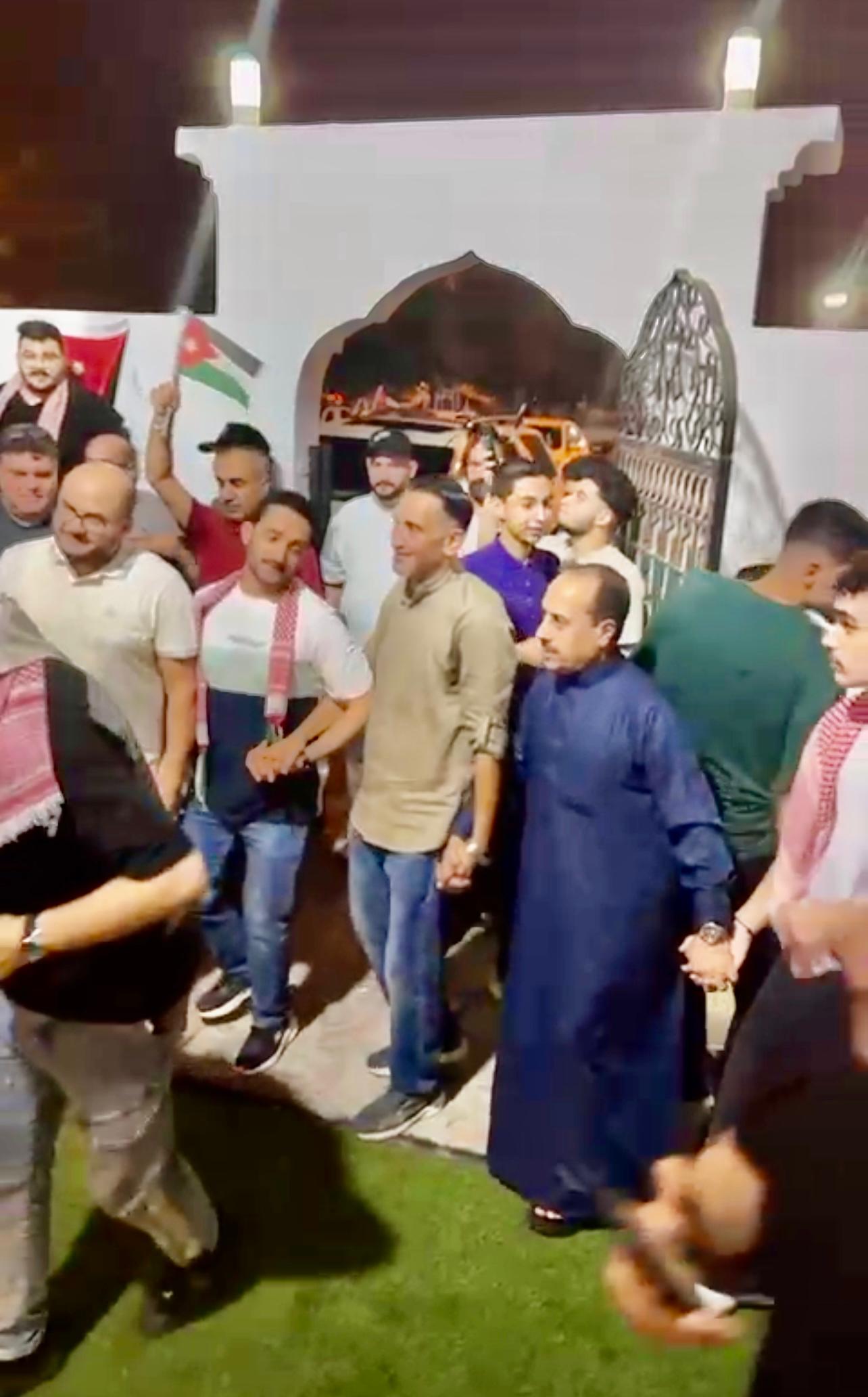 Madar Al-Saa Images 0.7744217942366816