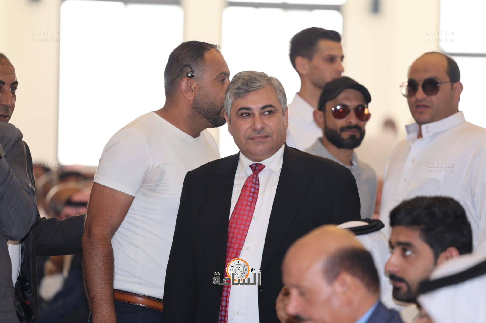 Madar Al-Saa Images 0.48553192786878097