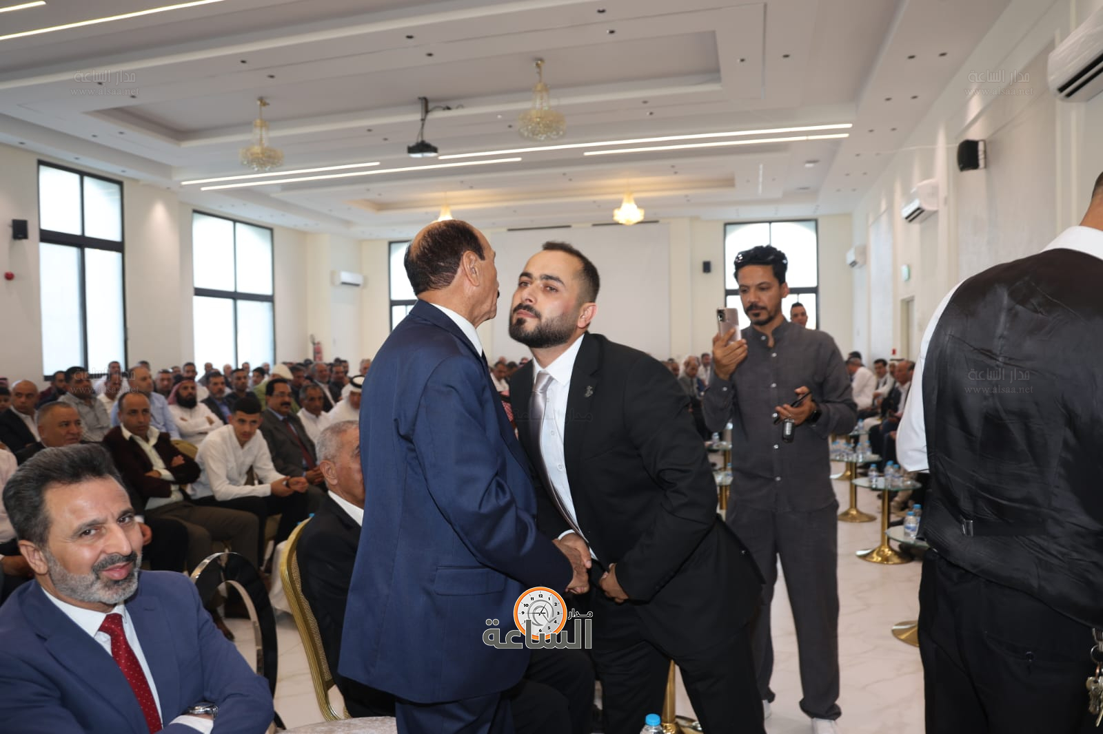 Madar Al-Saa Images 0.6336230799198619