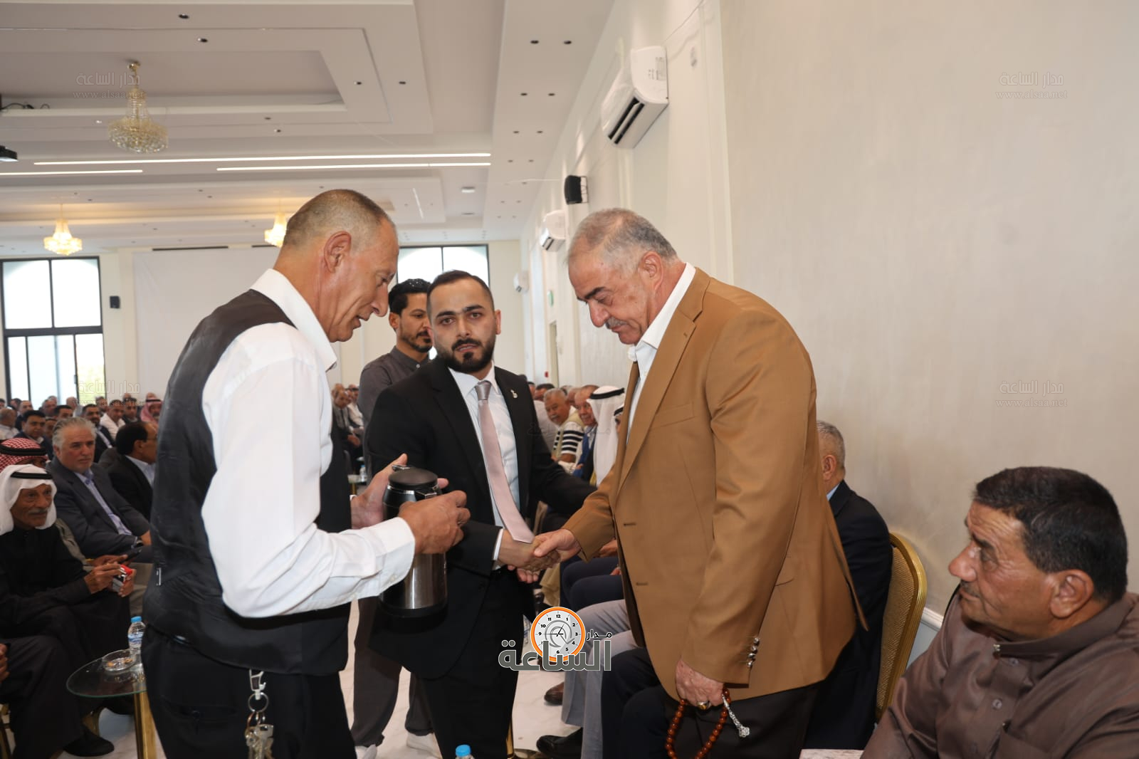 Madar Al-Saa Images 0.6285760411086674