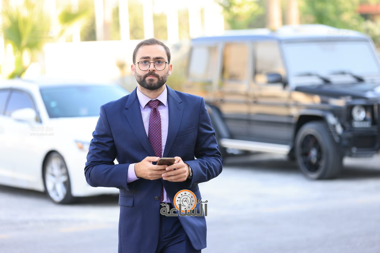 Madar Al-Saa Images 0.5741376089938979