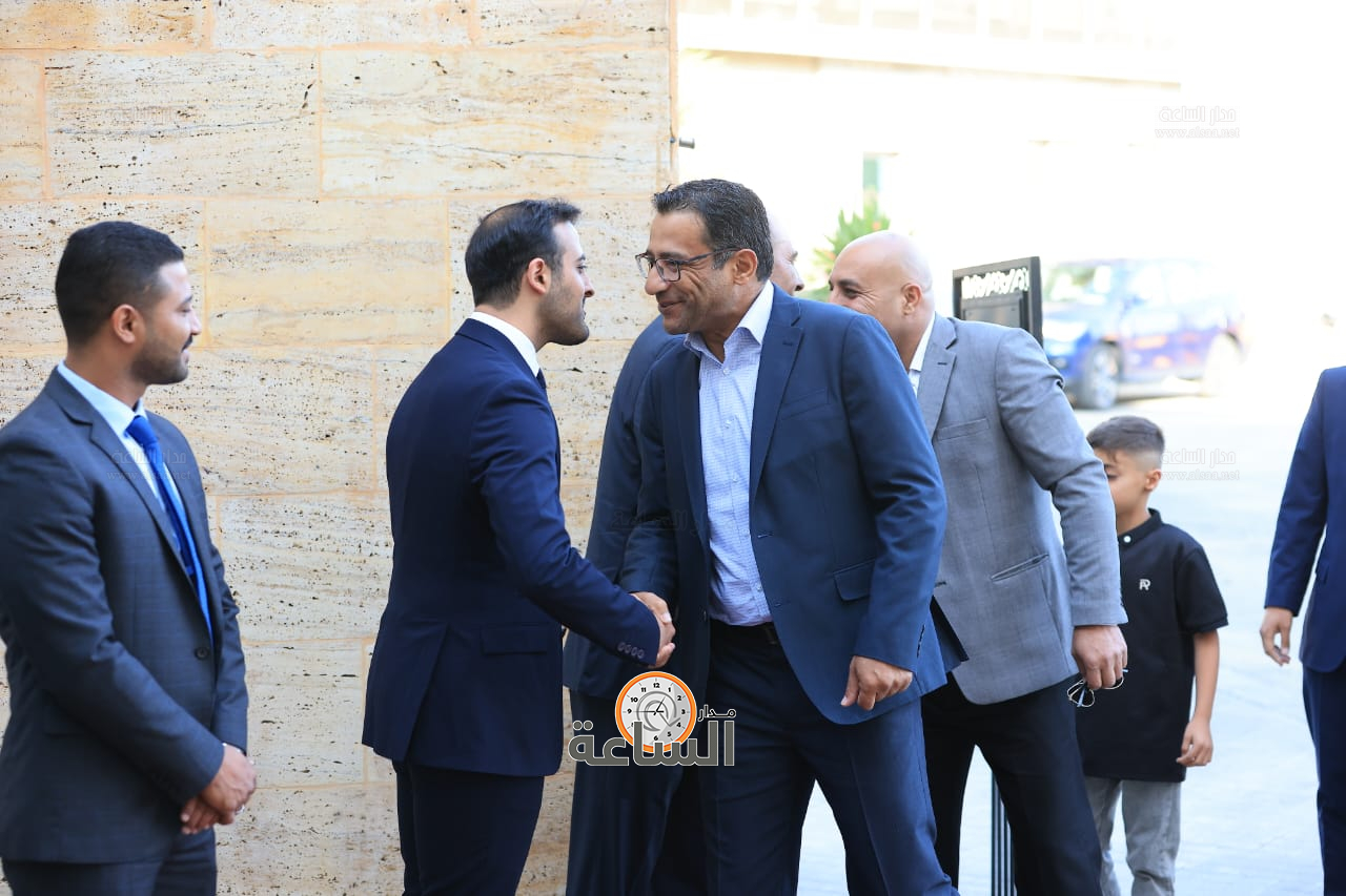 Madar Al-Saa Images 0.9511062138912336