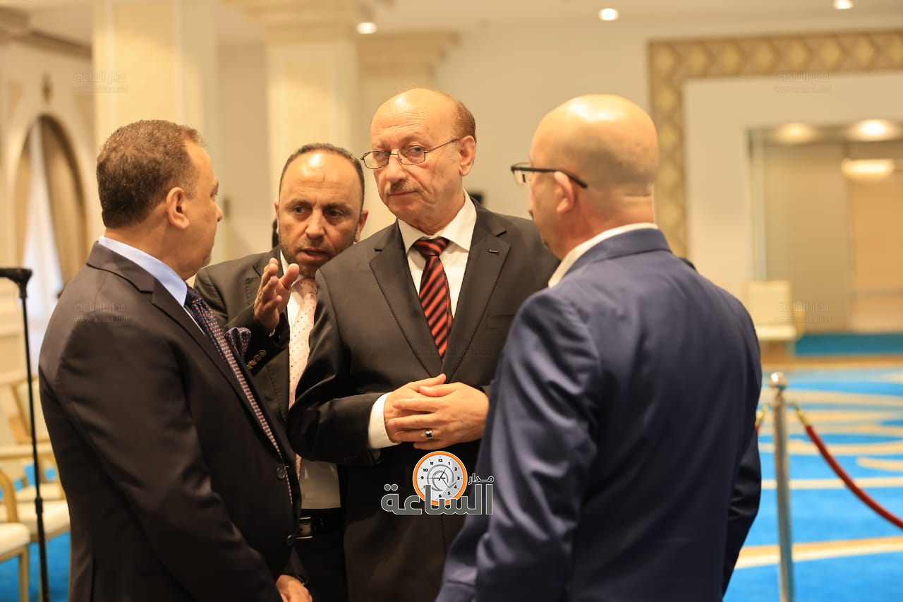 Madar Al-Saa Images 0.26384792783934397