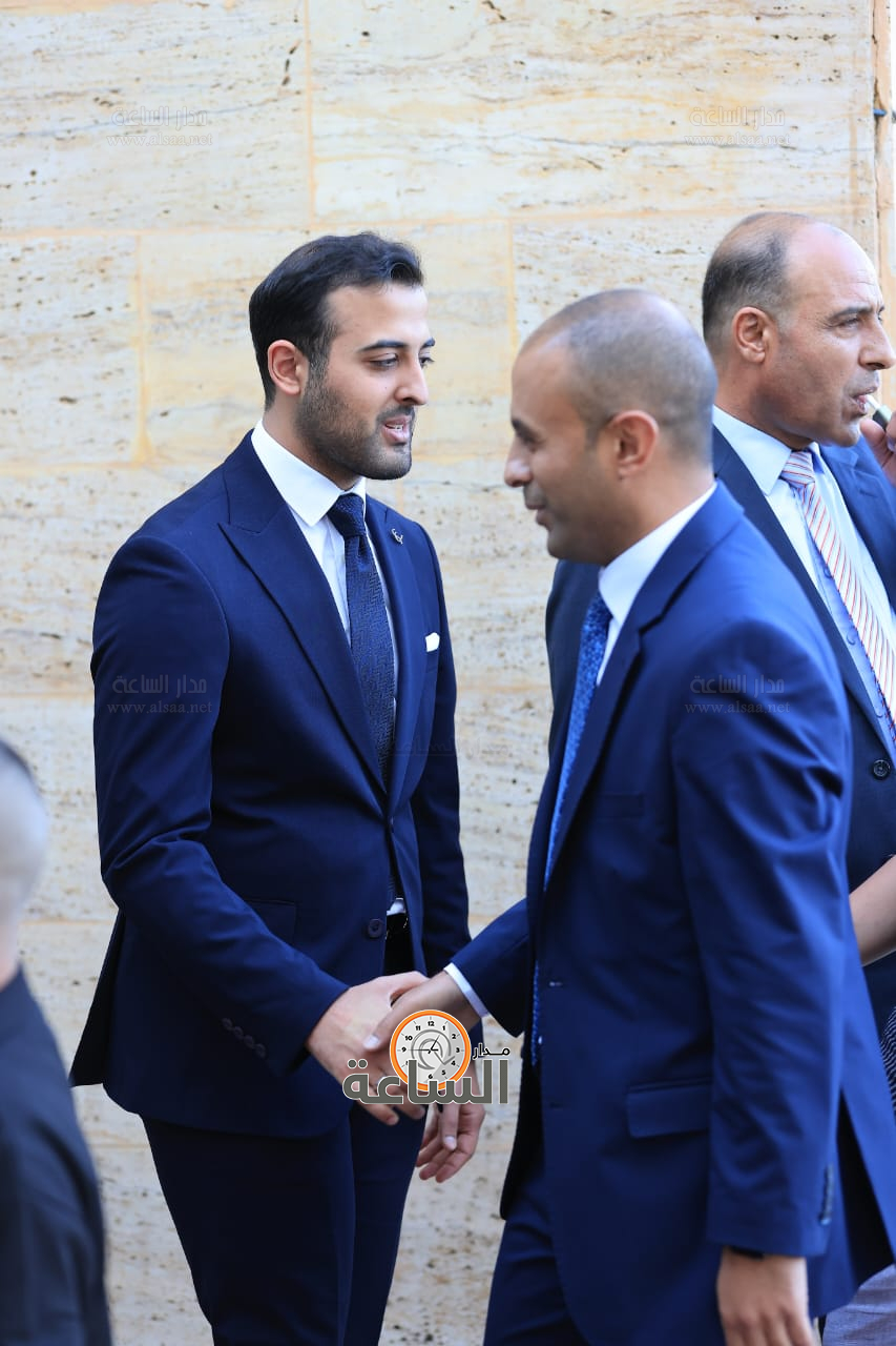 Madar Al-Saa Images 0.5741889975530128