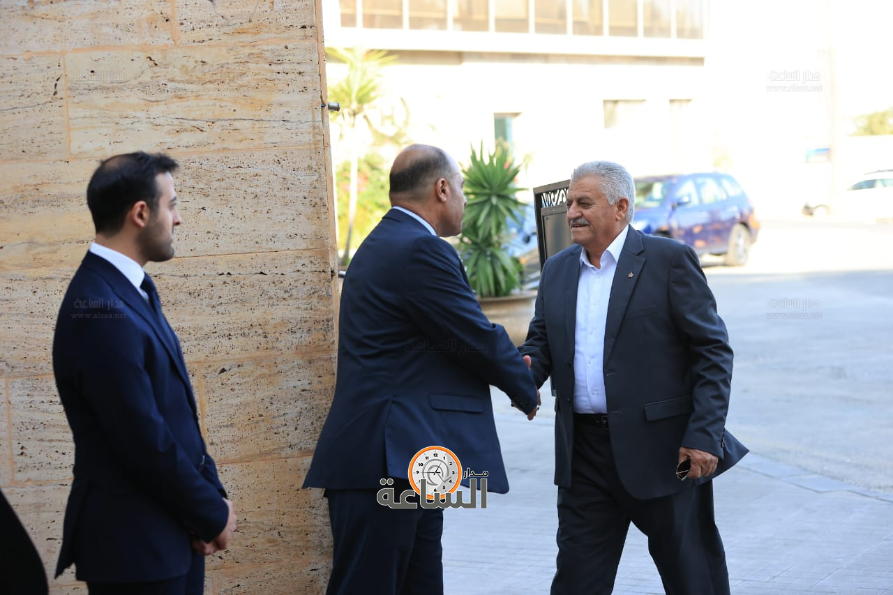 Madar Al-Saa Images 0.03950455544613274