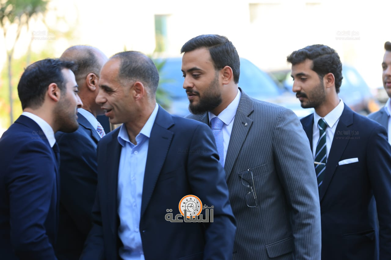 Madar Al-Saa Images 0.8572221658266981