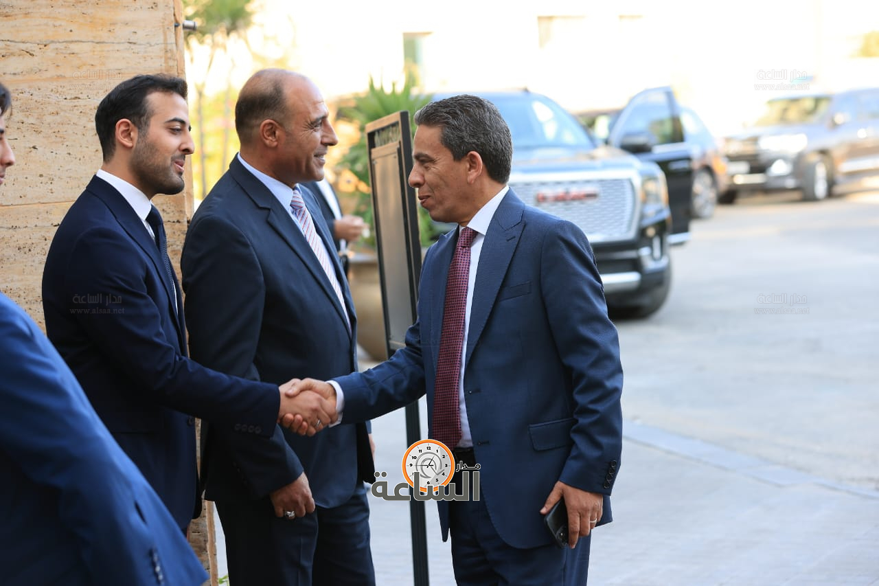 Madar Al-Saa Images 0.6940283179056012