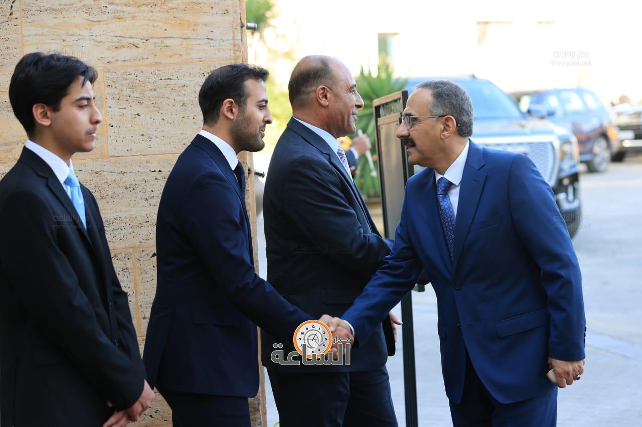 Madar Al-Saa Images 0.23185369502397057