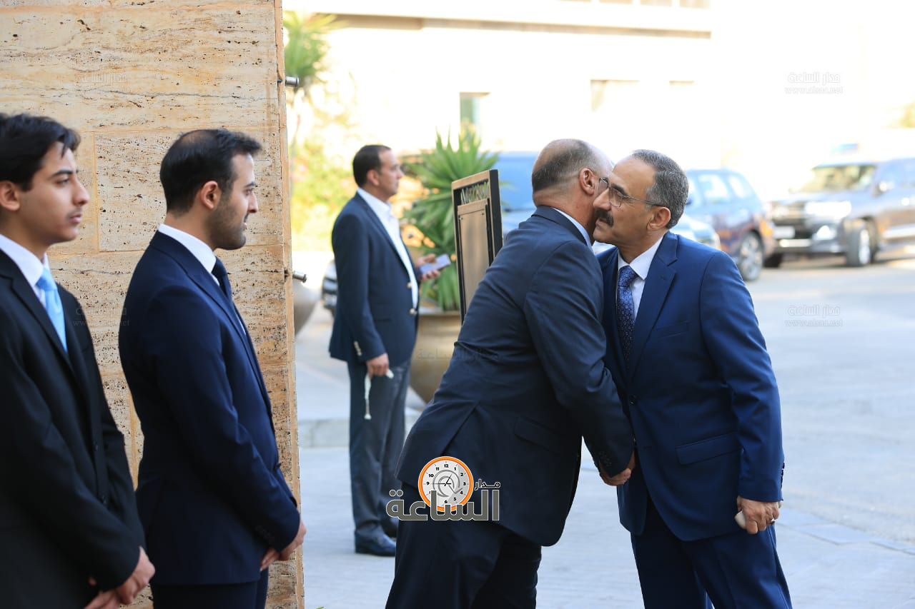 Madar Al-Saa Images 0.40701101848492116