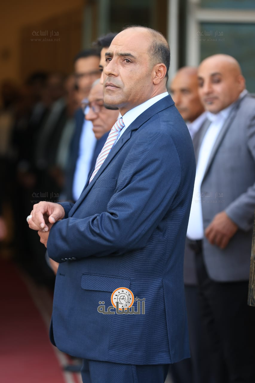 Madar Al-Saa Images 0.5335434461098766