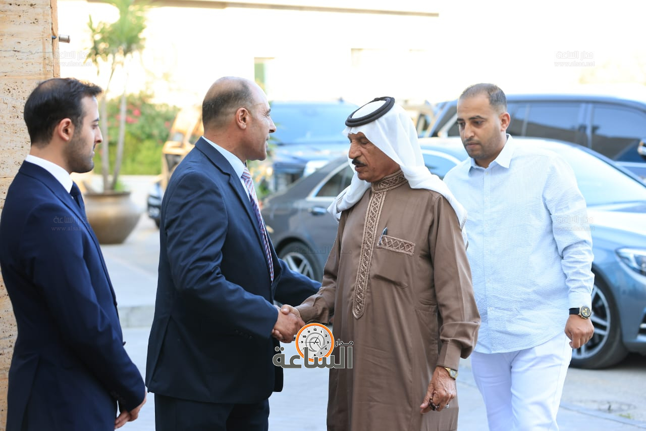 Madar Al-Saa Images 0.011037712685536993