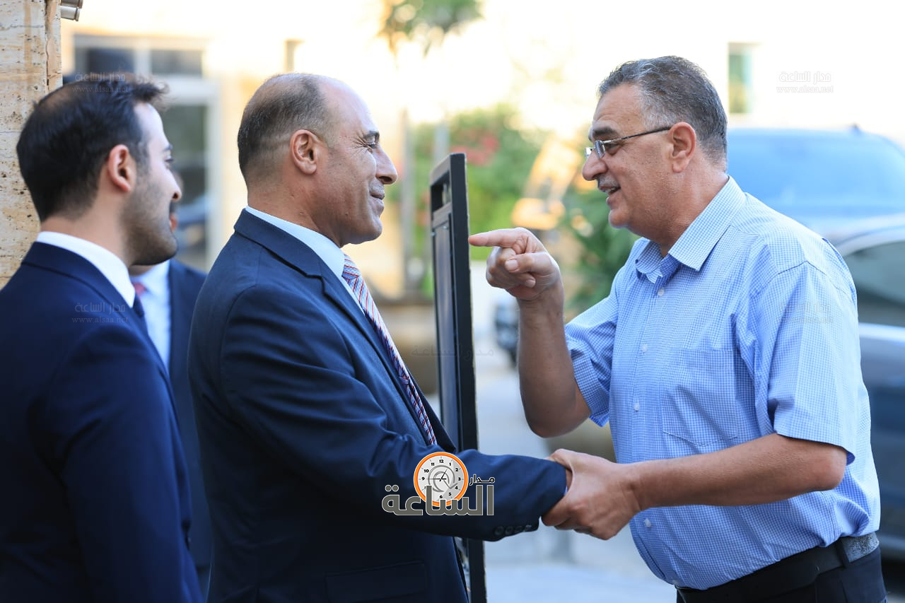 Madar Al-Saa Images 0.42213620222978765