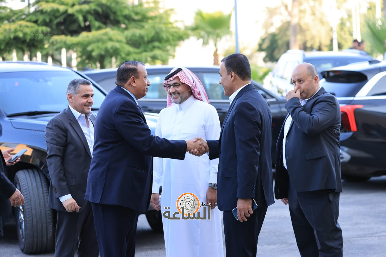 Madar Al-Saa Images 0.8421388207815963