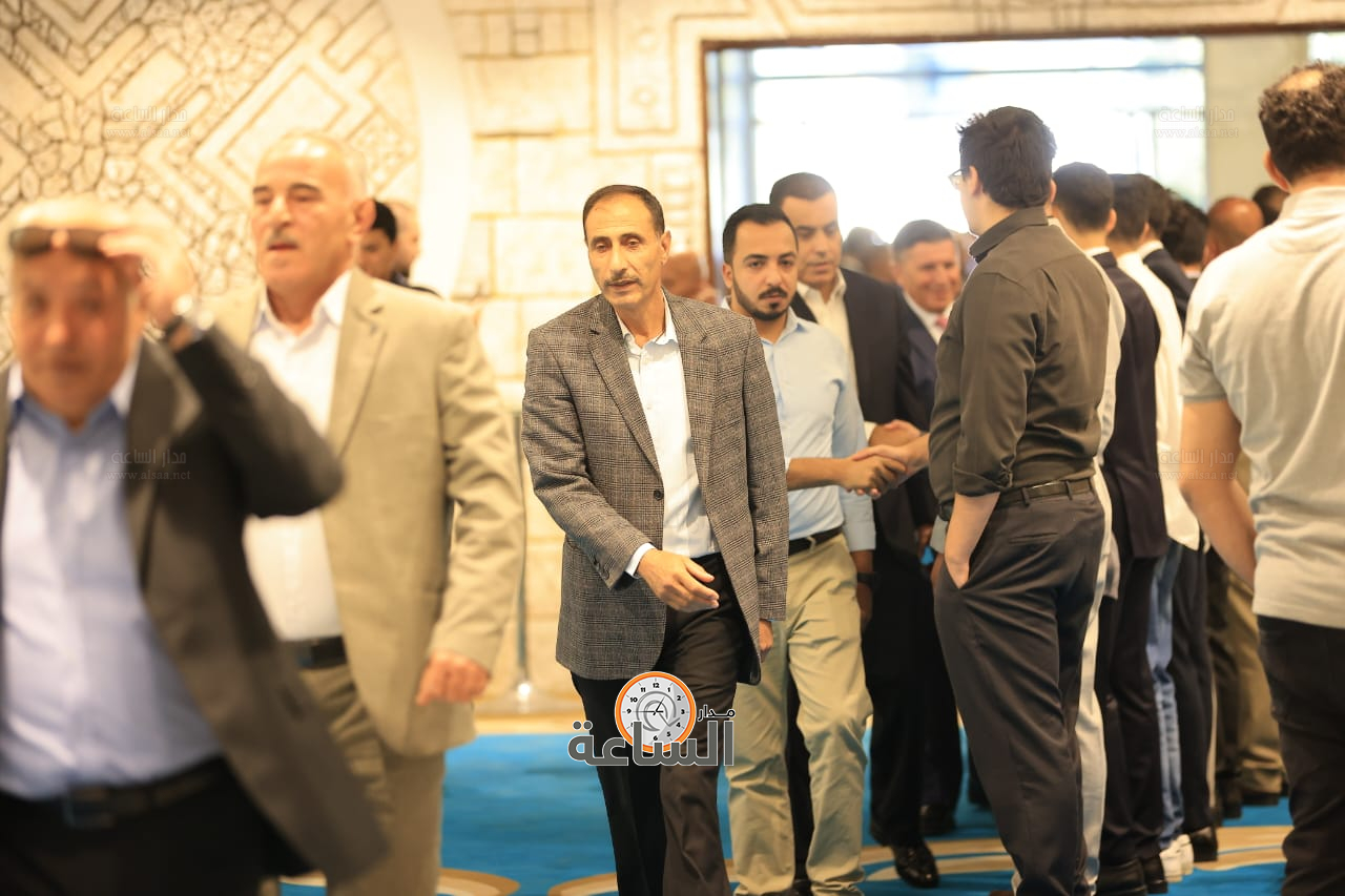 Madar Al-Saa Images 0.4108240494112593