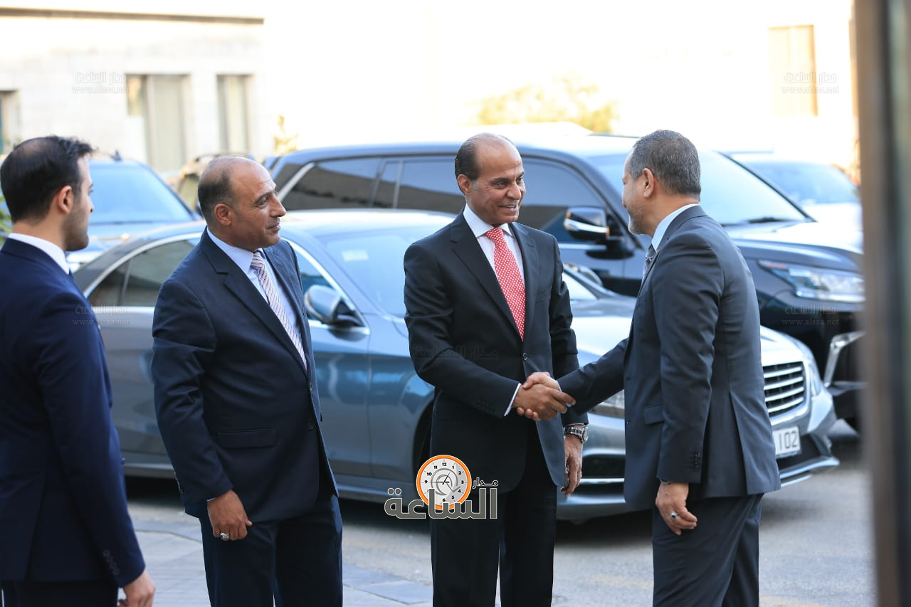 Madar Al-Saa Images 0.3228262086748709