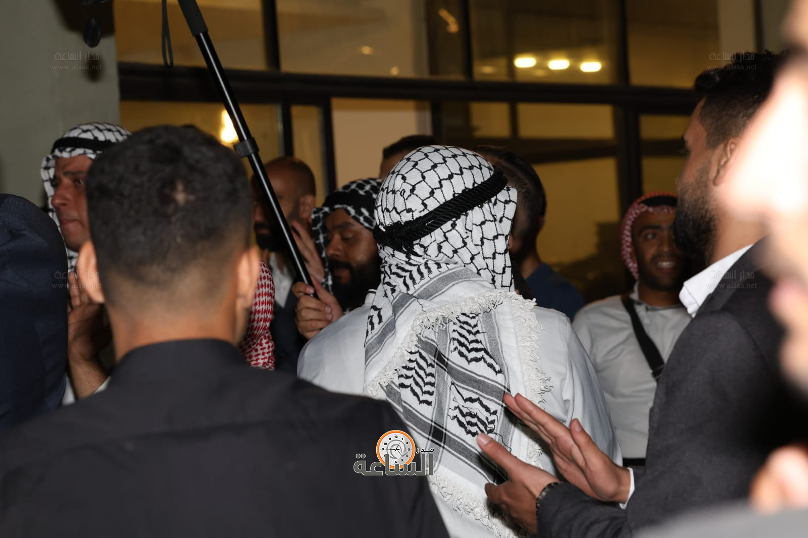 Madar Al-Saa Images 0.7655394759514551