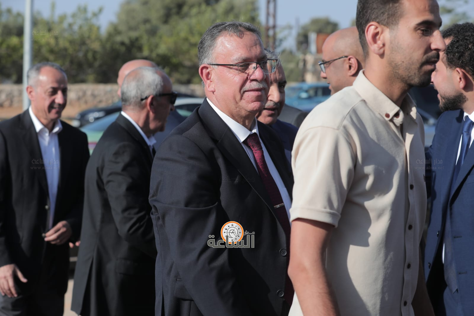 Madar Al-Saa Images 0.4140784423104078