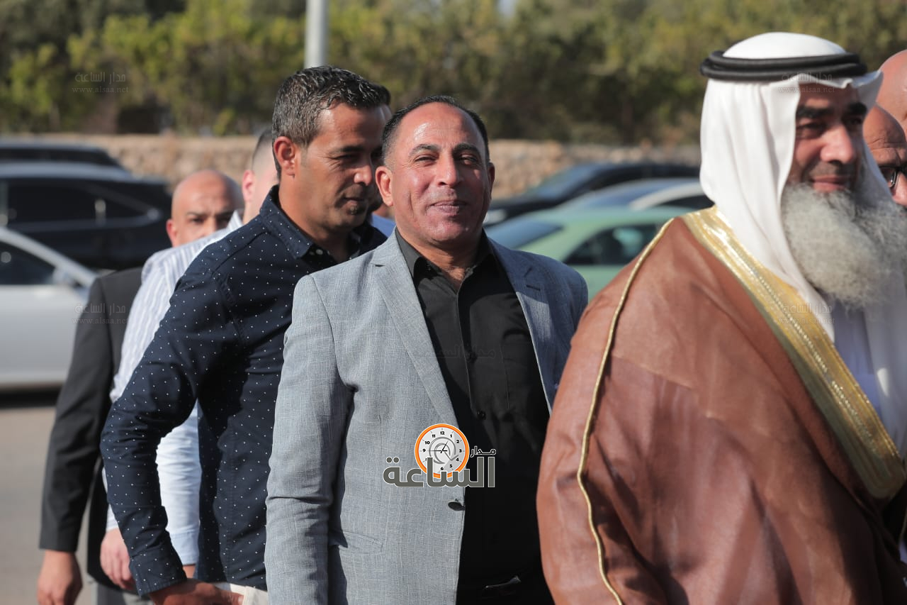 Madar Al-Saa Images 0.24233757422885338