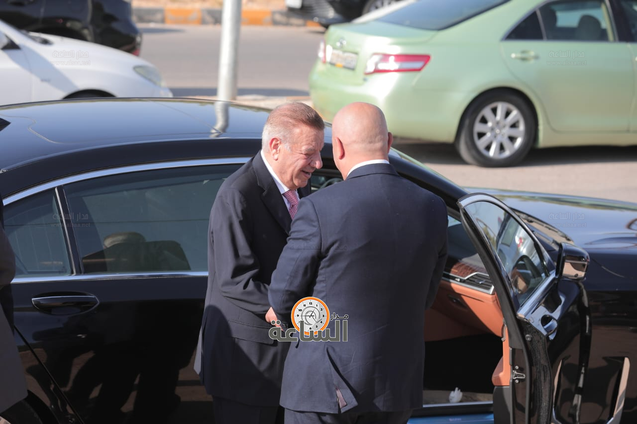 Madar Al-Saa Images 0.2541403423702605