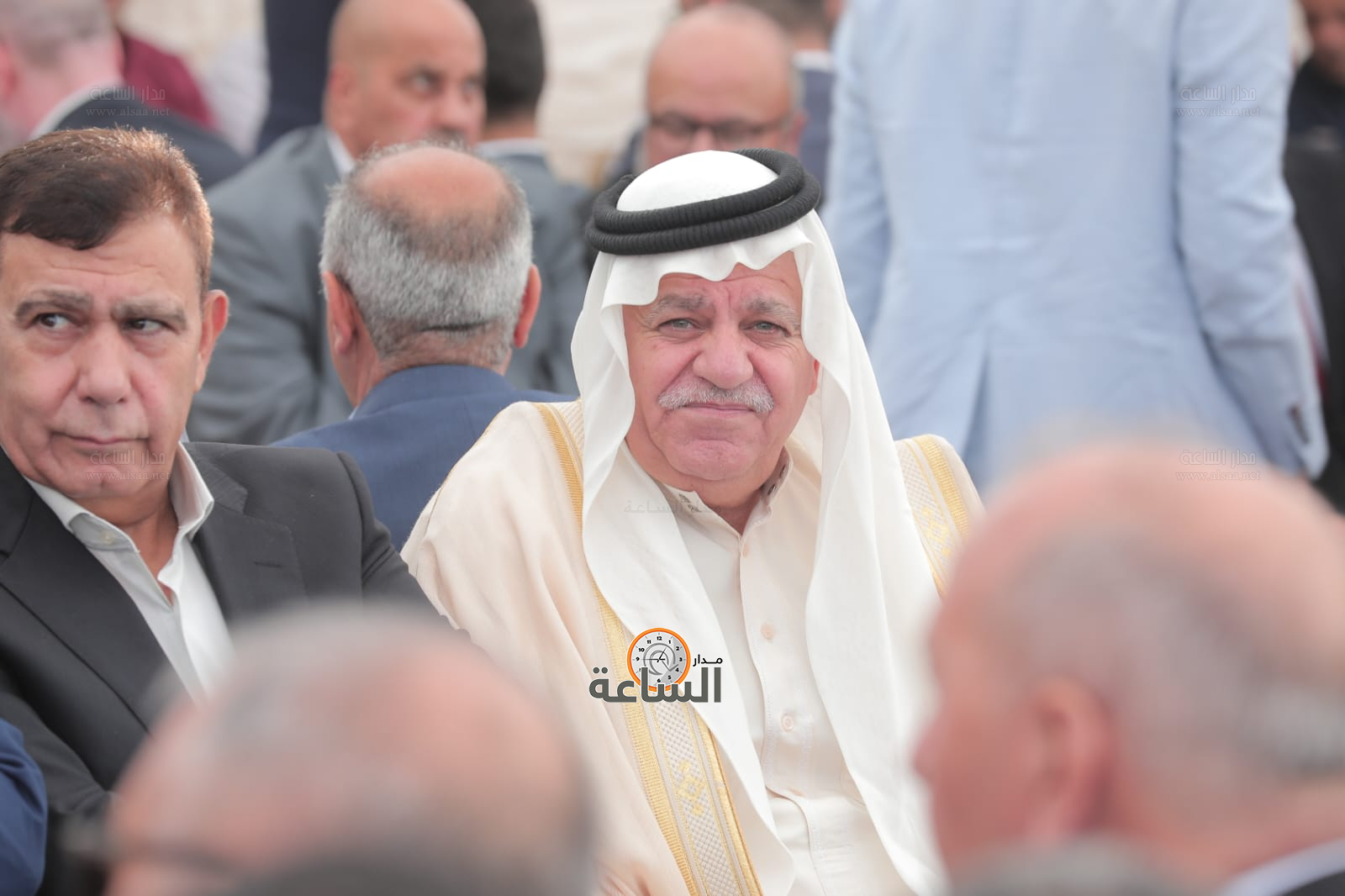 Madar Al-Saa Images 0.4336618455150044