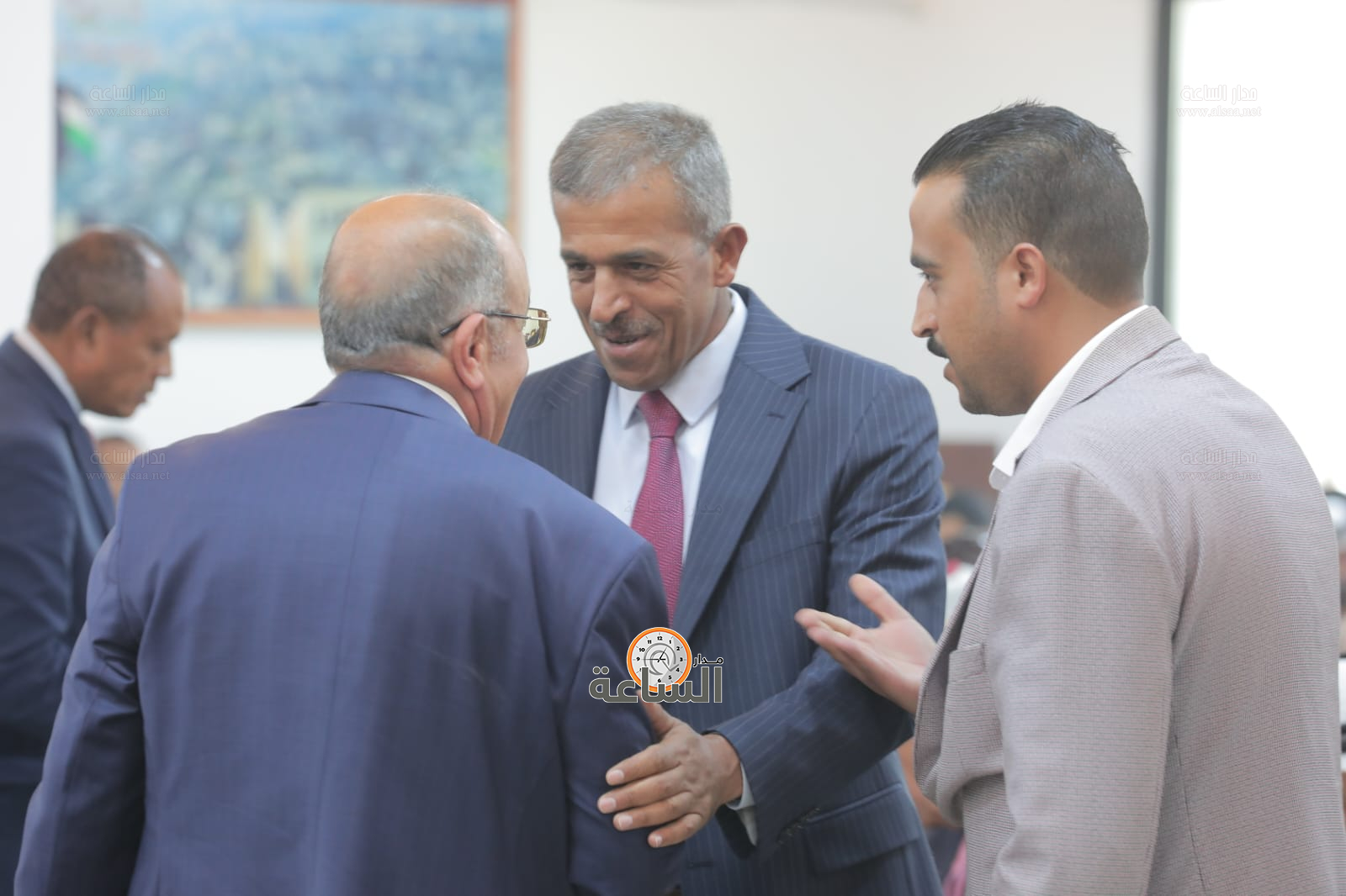 Madar Al-Saa Images 0.17574406099664008