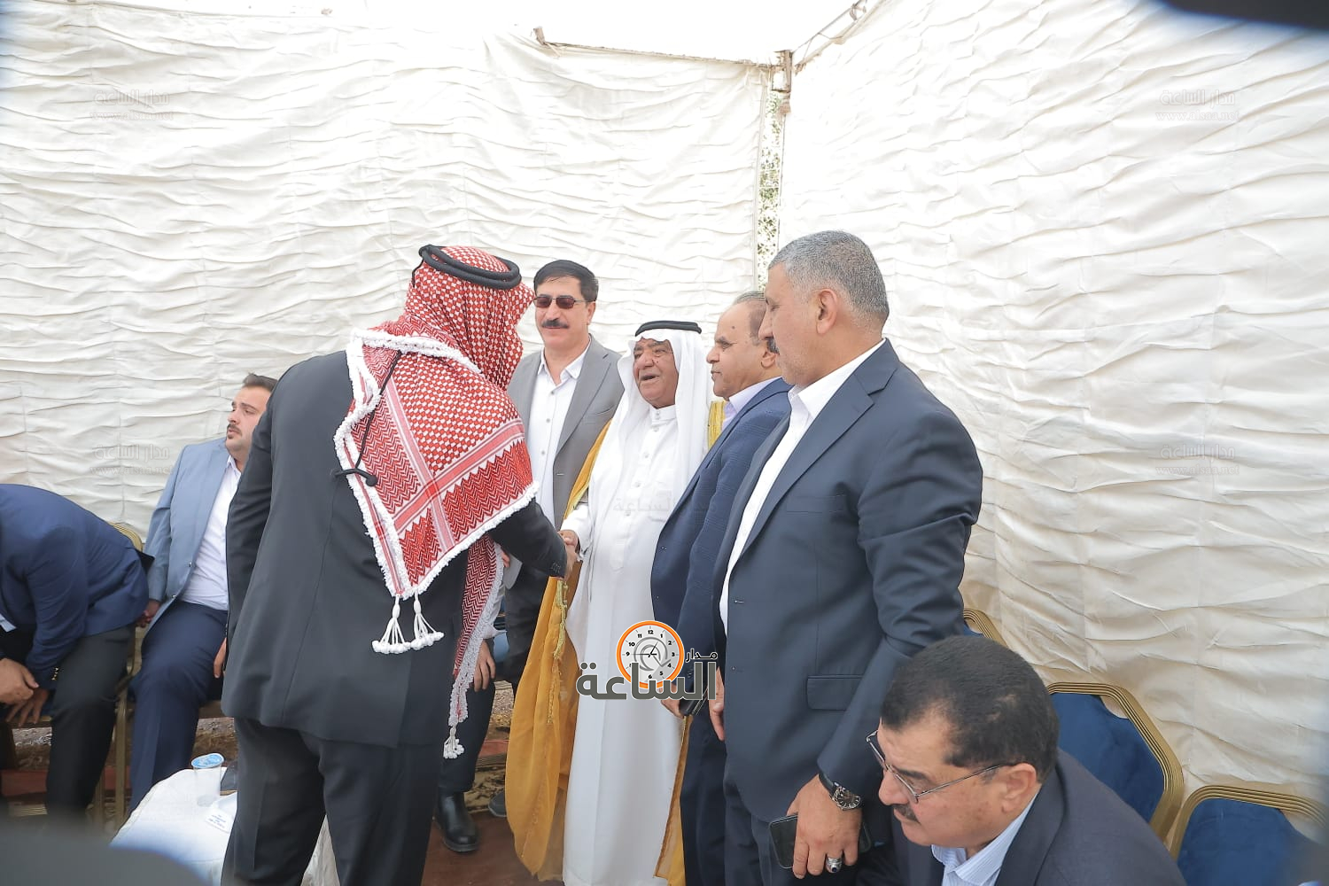 Madar Al-Saa Images 0.43243337559146056