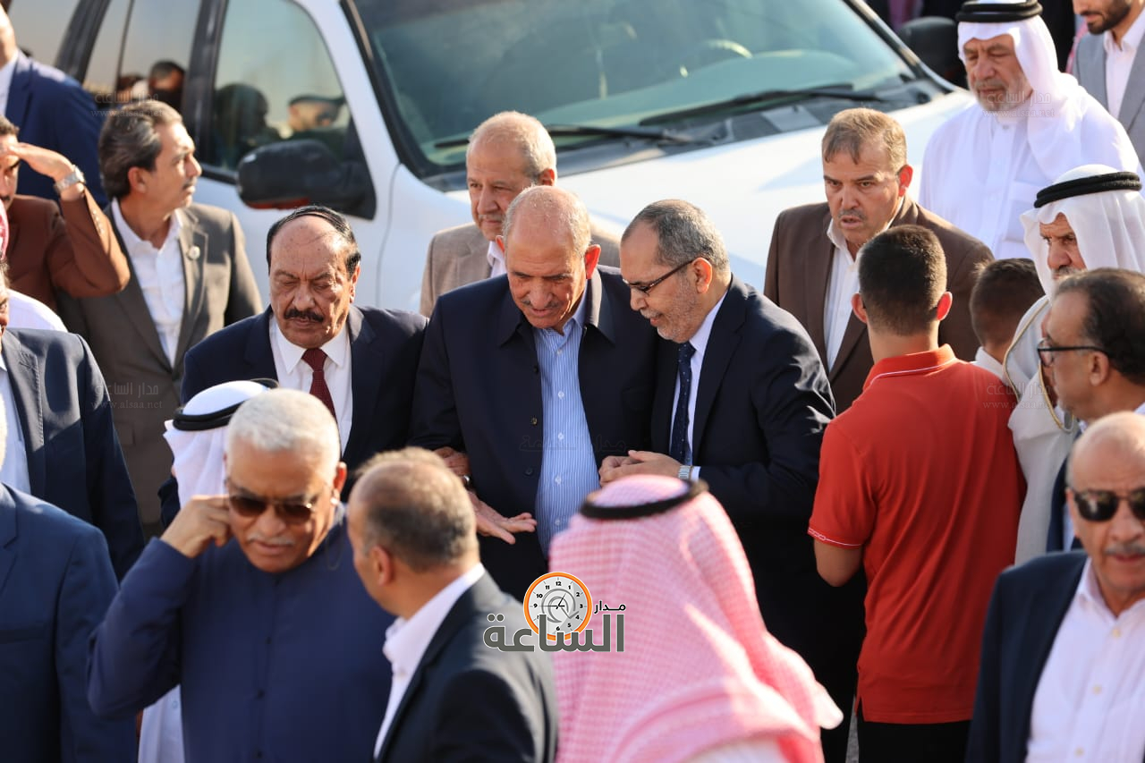 Madar Al-Saa Images 0.7641701965952975