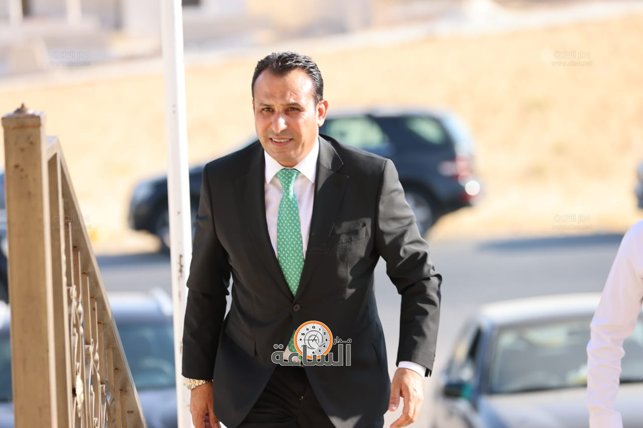 Madar Al-Saa Images 0.01739863629672378