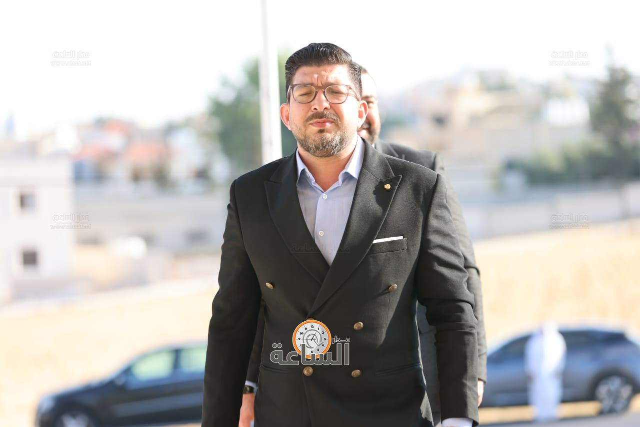 Madar Al-Saa Images 0.8113211829344423