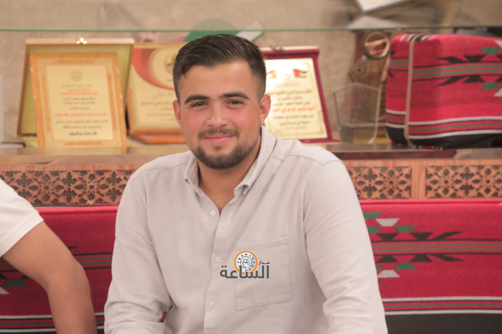 Madar Al-Saa Images 0.6403866742898753