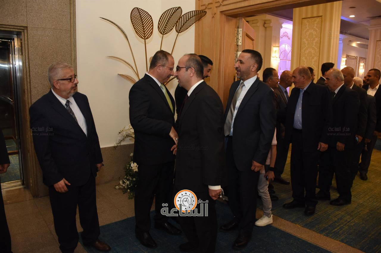 Madar Al-Saa Images 0.3981729587332782