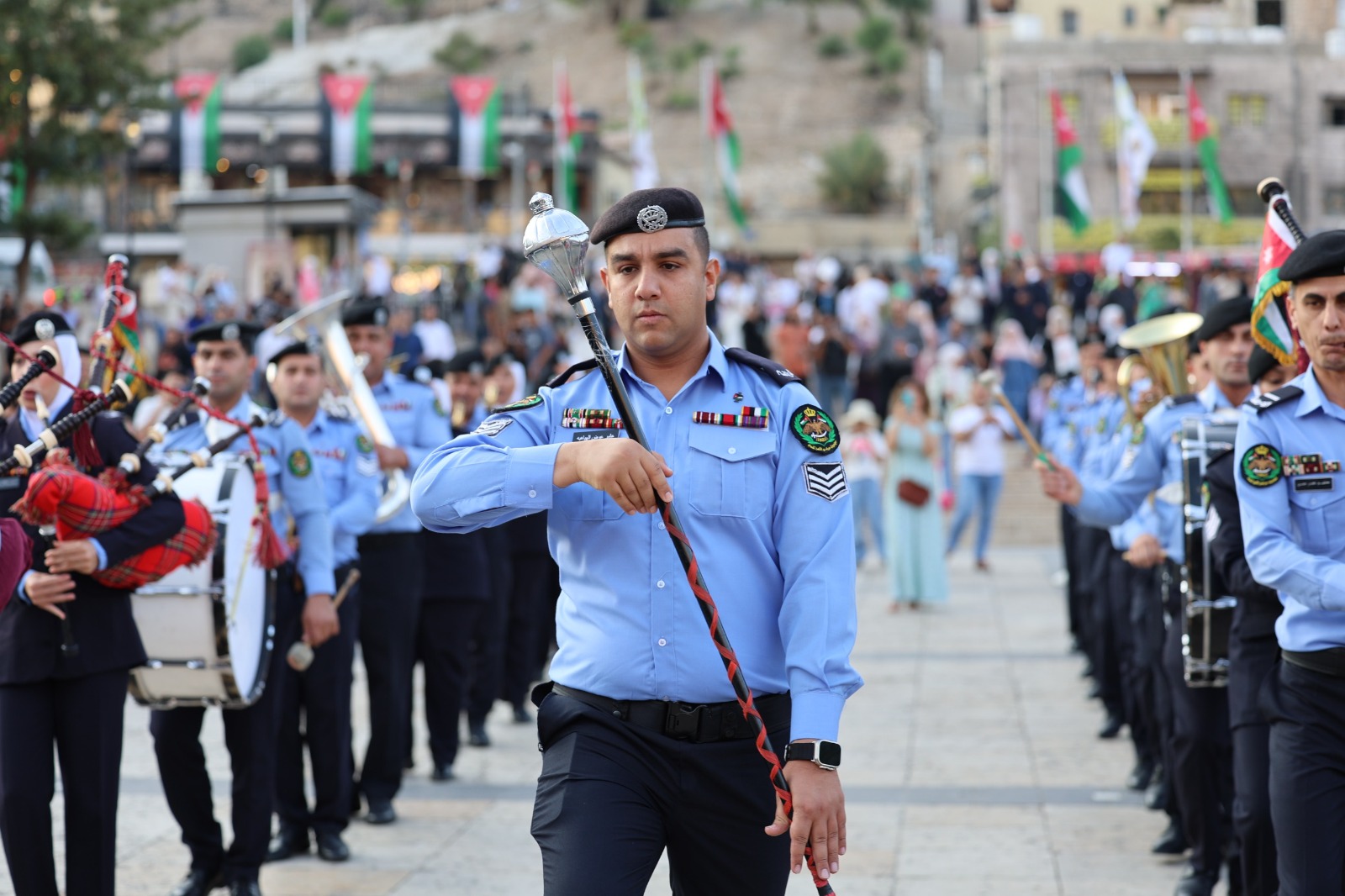 Madar Al-Saa Images 0.6791523363648543