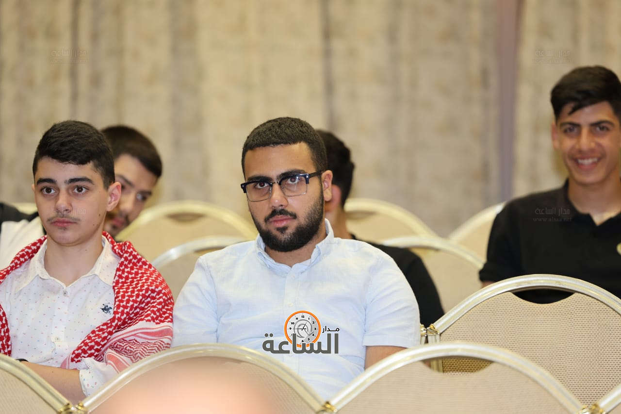 Madar Al-Saa Images 0.7020375410242135