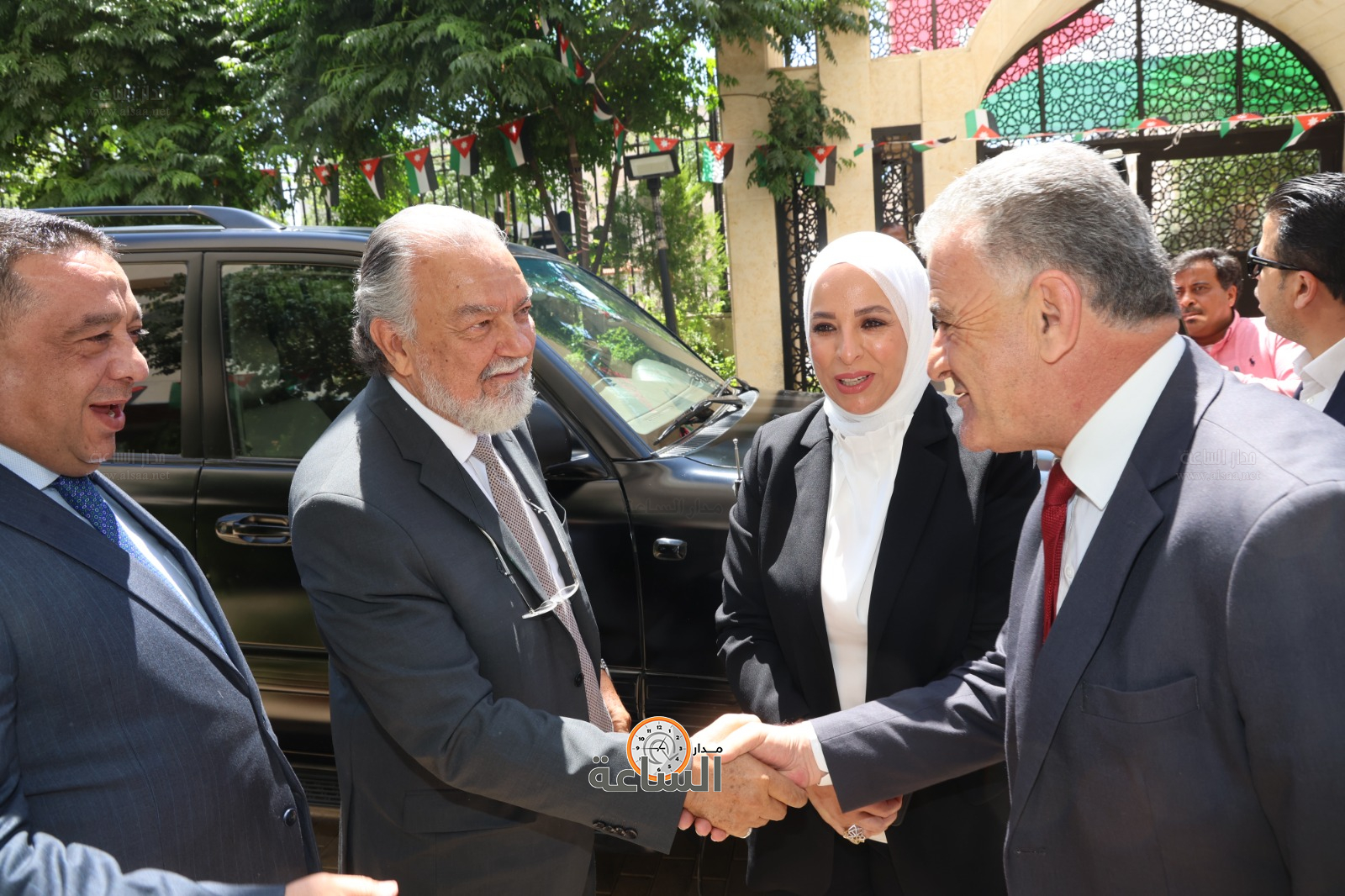 Madar Al-Saa Images 0.0704828543889836