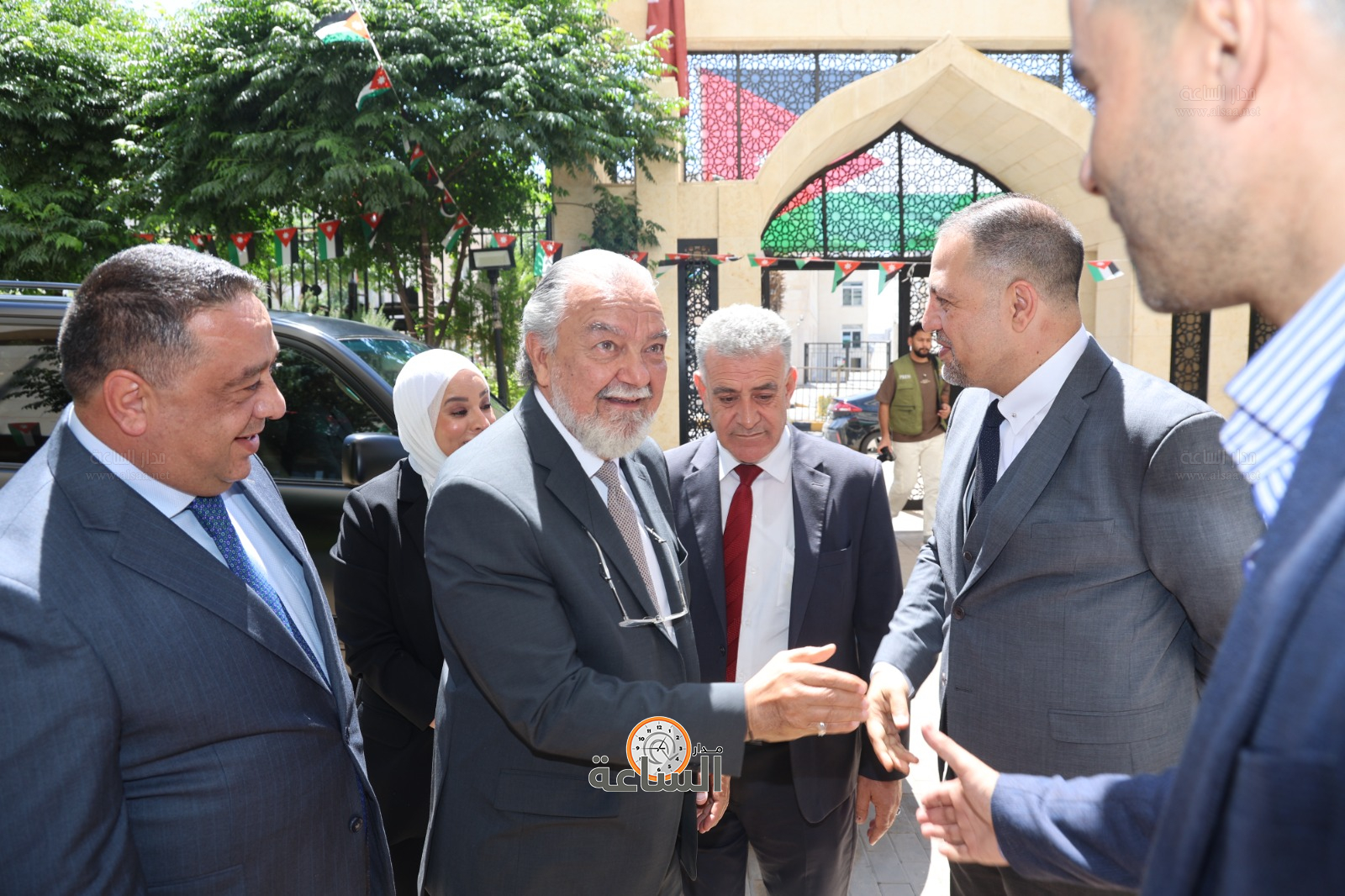 Madar Al-Saa Images 0.5268225948110696