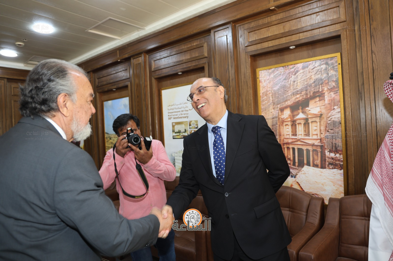 Madar Al-Saa Images 0.23866947018203288