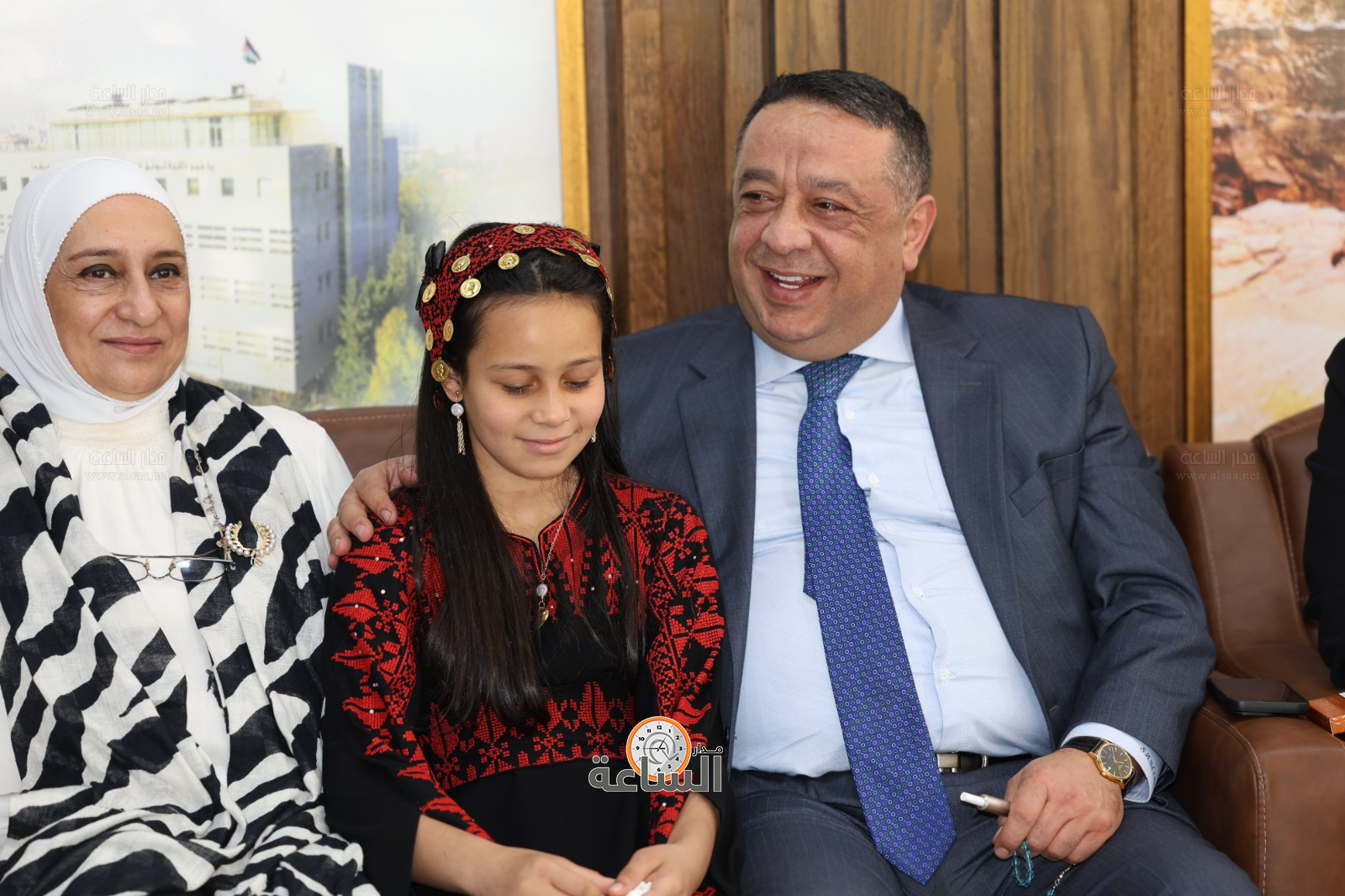 Madar Al-Saa Images 0.362410378236281