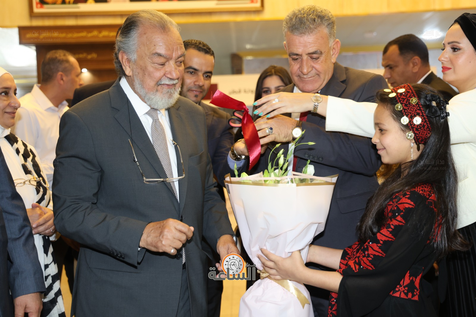 Madar Al-Saa Images 0.7859471750013071