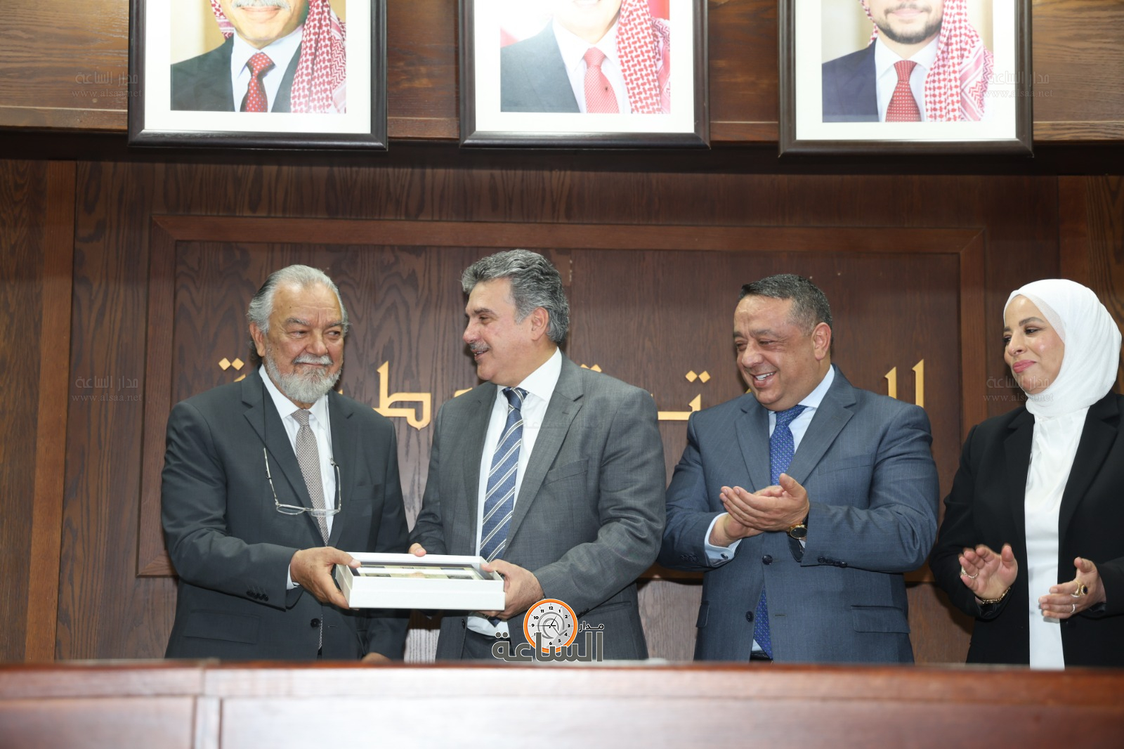 Madar Al-Saa Images 0.683398368022564