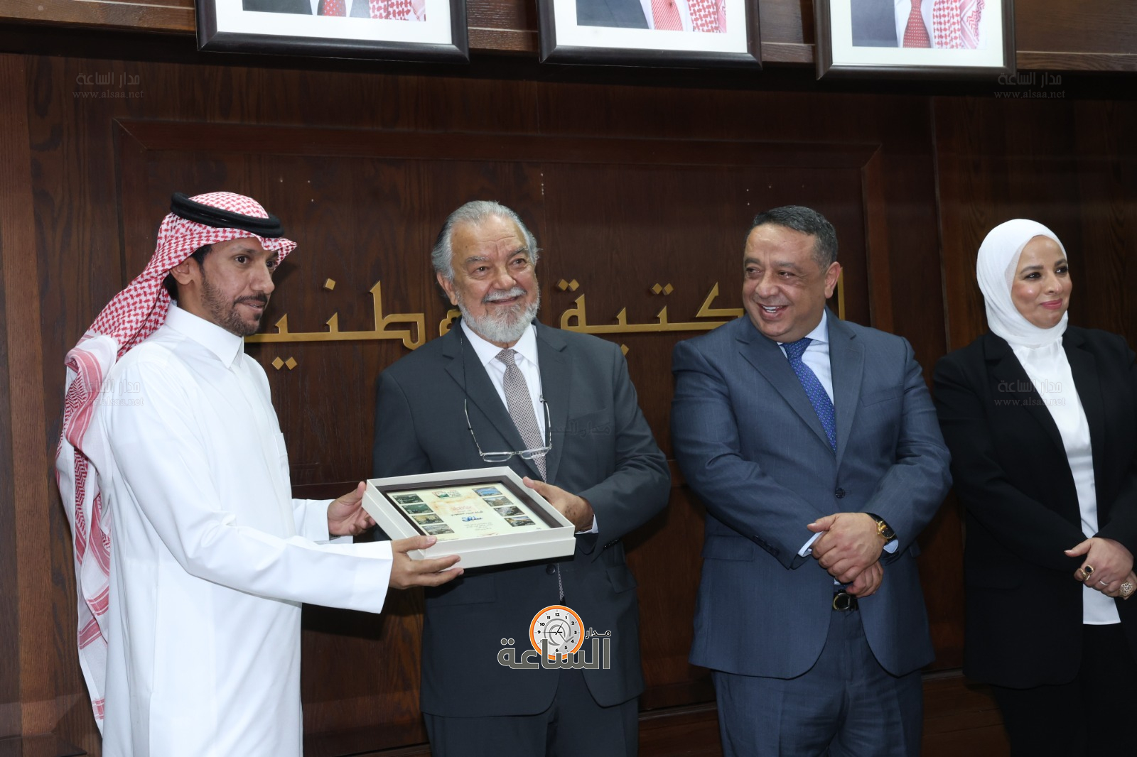 Madar Al-Saa Images 0.8062845339753865