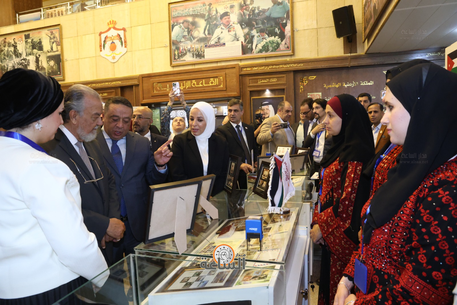 Madar Al-Saa Images 0.8775689280868559